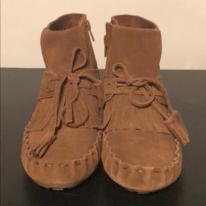 Minnetonka Moccasins